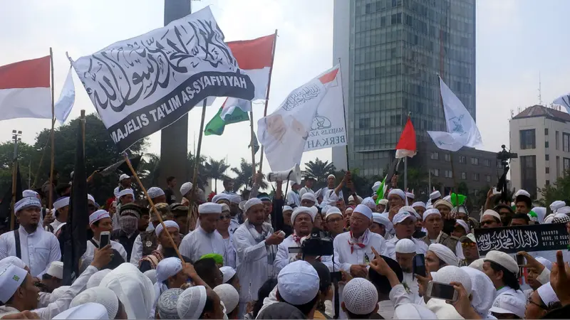 Gelar Parade Tauhid, Ketua FPI Serukan Ganyang PKI