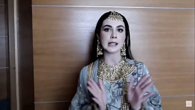 7 Potret Arumi Bachsin Sehari Jadi Gadis India Ini Curi Perhatian