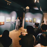 Berlokasi di Artsphere Gallery, Jakarta, Han Chandra gelar pameran tunggal.