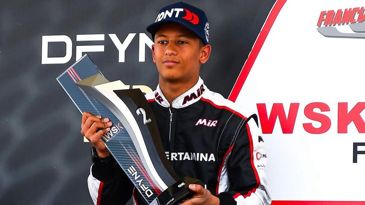 Qarrar Firhand Ukir Sejarah Jadi Pembalap Indonesia Pertama Puncaki Klasemen WSK Euro Series 2026