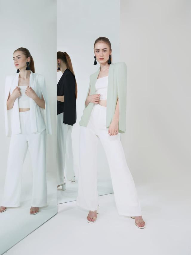 3 Pilihan Gaya Outer yang Bikin Penampilan Anda Makin Stylish