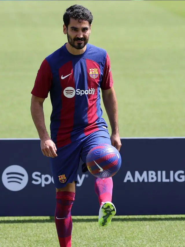Ilkay Gundogan Resmi Berseragam Barcelona