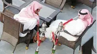 Budaya masyarakat Arab Saudi yang gemar menghirup shisha justru akan memperburuk terjadinya penyebaran korona virus.