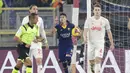 Pemain AS Roma, Diego Perotti, melakukan selebrasi usai membobol gawang Juventus pada laga Serie A di Stadion Olimpico, Roma, Minggu (12/1/2020). AS Roma takluk 1-2 dari Juventus. (AP/Andrew Medichini)