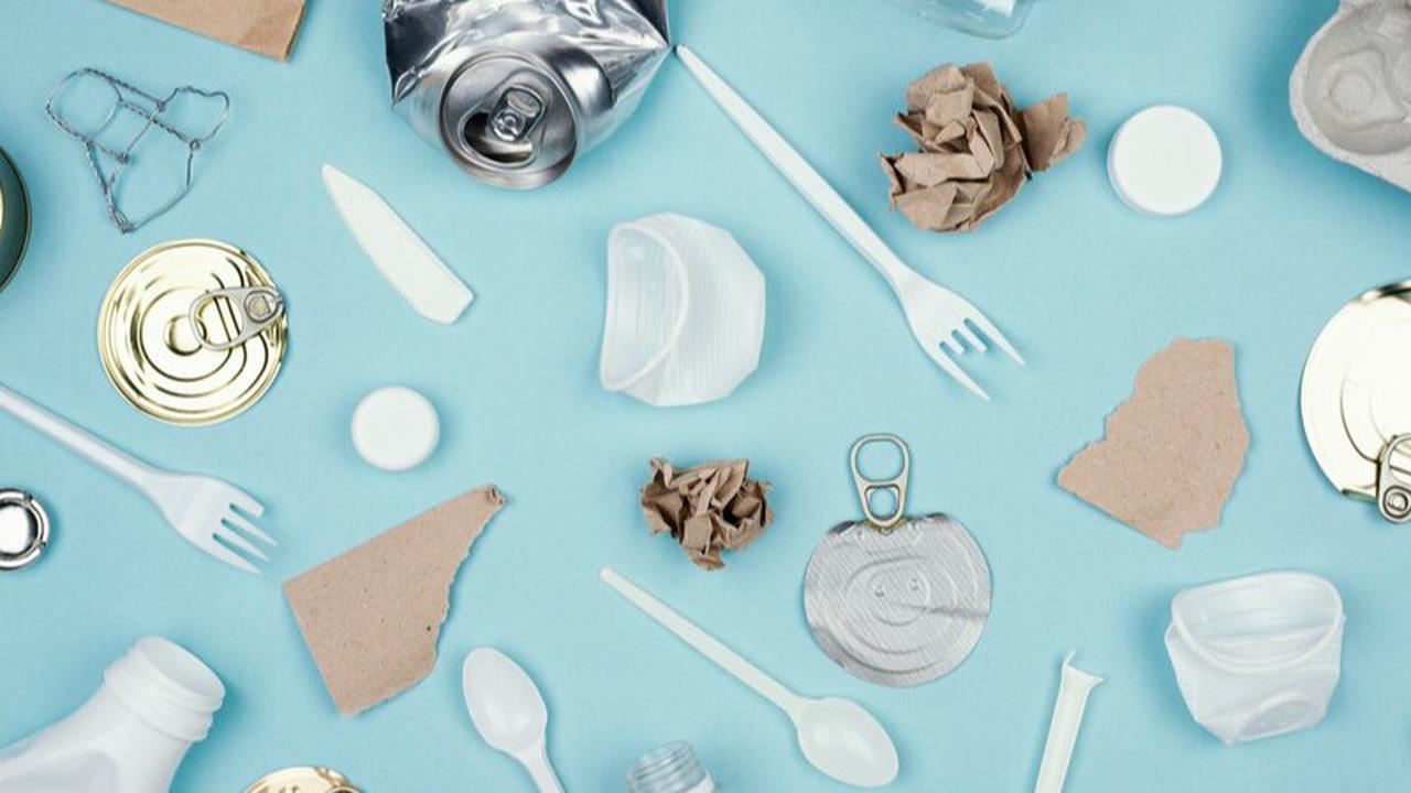 Deretan Makanan yang Tercemar Mikroplastik, Kenali dan Waspadai Bahayanya!
