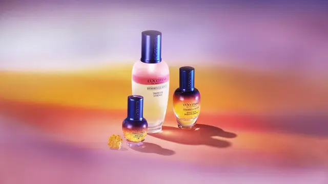 Reset Glow with L'occitane Immortelle Reset Serum.