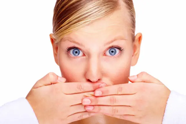 Bau Mulut Hilang dengan Sikat Gigi, Mitos atau Fakta?