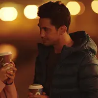 Acha Septriasa dan Reza Rahadian dalam film Layla Majnun (Photo coutersy of Netflix)