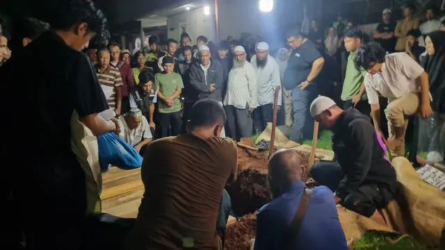 Pemakaman Hamdan ATT