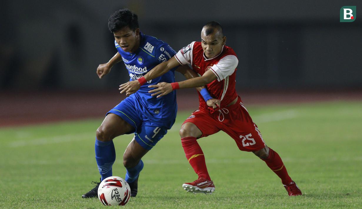 Riko Simanjuntak menjadi raja assist pada ajang Piala Menpora 2021 seusai bawa Persija Jakarta juara. Total empat assist telah dibuat Riko pada turnamen pramusim tersebut. (Foto: Bola.com/M. Iqbal Ichsan)