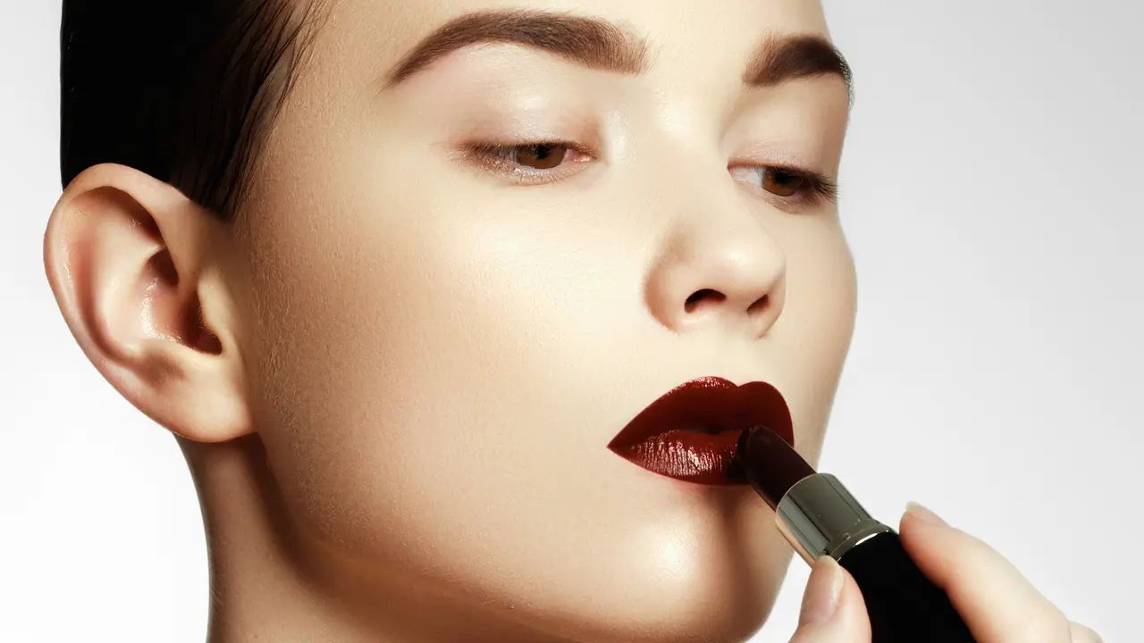 FIMELA Beauty: Double Lip Care / Image: Unsplash