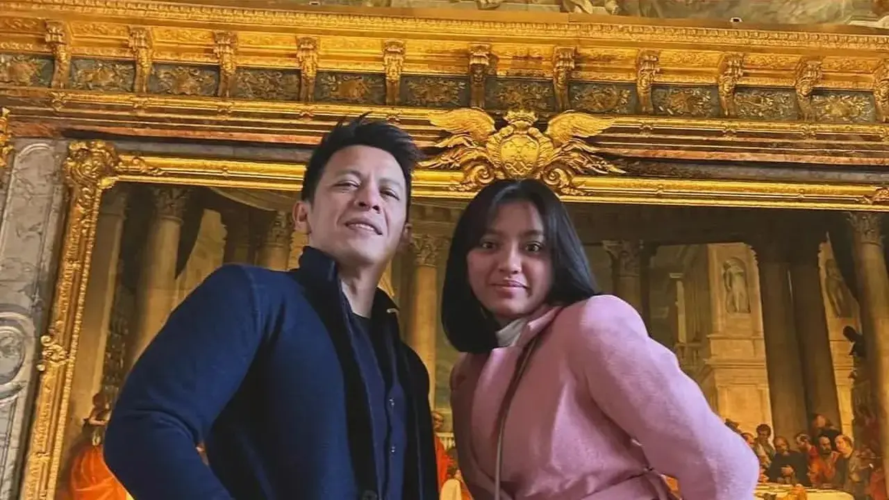 [Fimela] Gaya Alleia Anata, anak Ariel NOAH di Paris