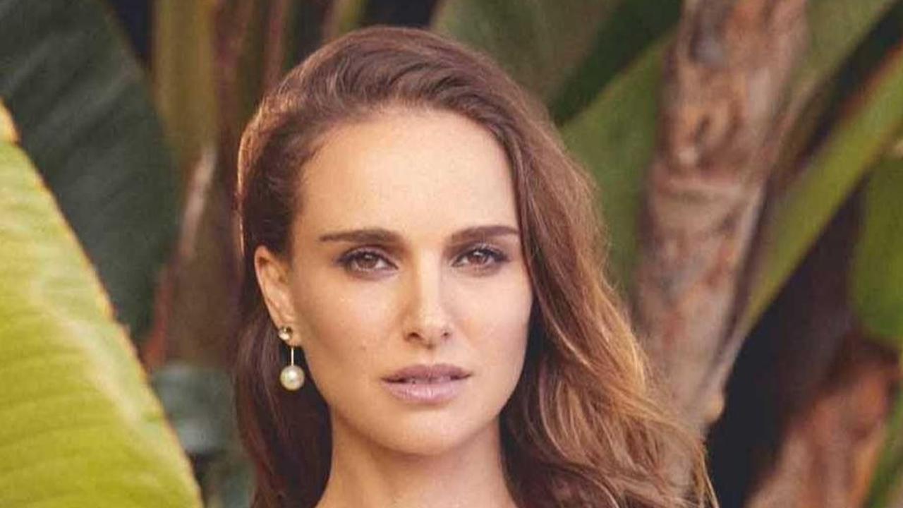 1. Natalie Portman - 6 Bahasa