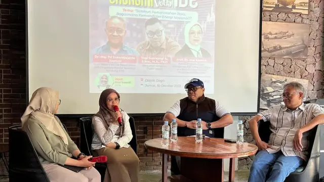 Dosen Program Doktor Manajemen Fakultas Ekonomi dan Bisnis Universitas Islam Bandung (FEB Unisba) menilai, program swasembada energi sudah seharusnya dijalankan sejak lama.
