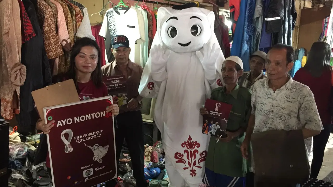 Maskot Piala Dunia 2022 Sambangi Pasar Sentra Antasari Banjarmasin