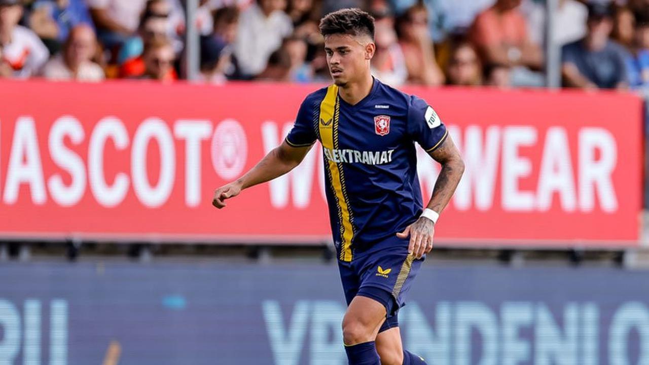 Mees Hilgers Solid, Twente Clean Sheet dan Rebut Tiga Poin di Markas Sparta Rotterdam