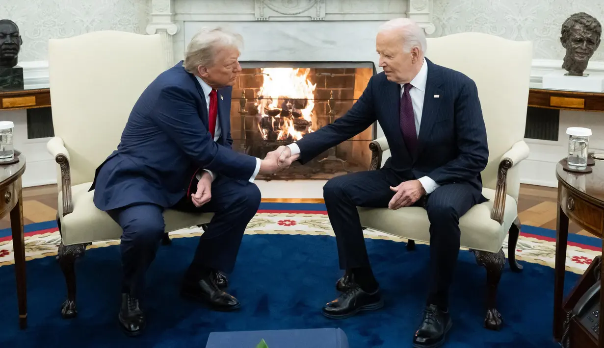 Donald Trump terpilih sebagai Presiden Amerika Serikat (AS) ke-47 setelah meraih suara terbanyak dalam Pemilihan Presiden AS 2024. (SAUL LOEB/AFP)