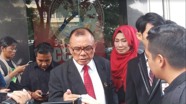 Artis VA (Foto: Dian Kurniawan)