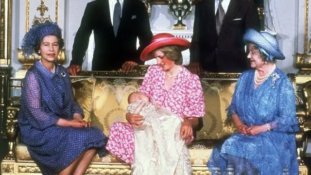 Lady Diana dan Ratu Elizabeth II