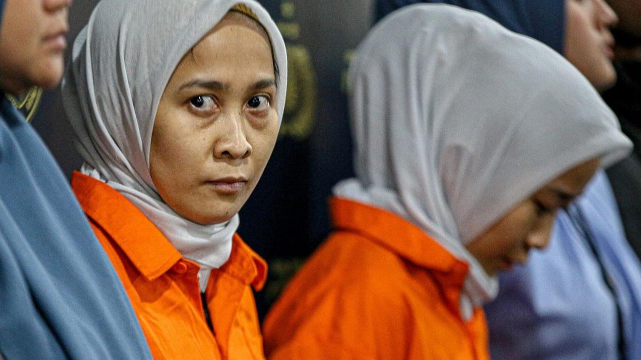 Kasubdit Resmob Ditreskrimum Polda Metro Jaya, AKBP Titus Yudho Ully mengungkap jika anggota polisi yang diduga sebagai beking 'Si Kembar' ternyata korban akibat tipu mereka berdua.