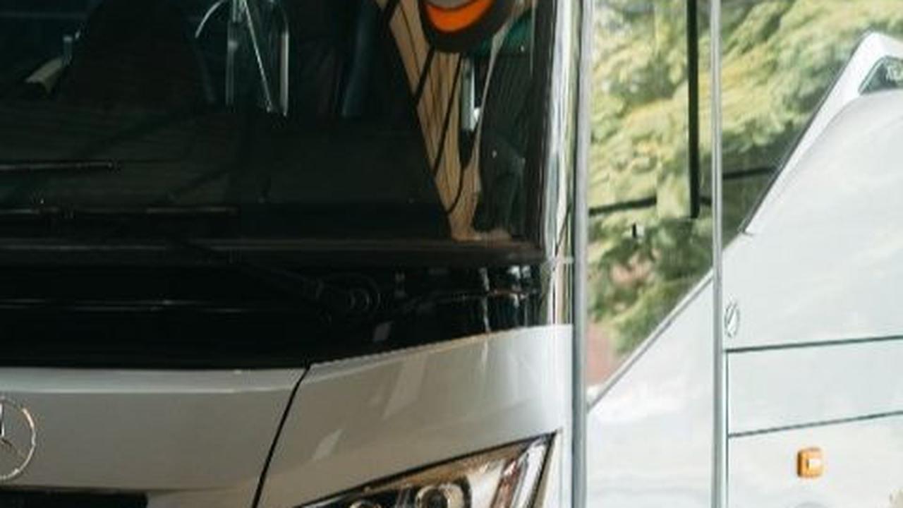 Tips Memilih Tempat Duduk di Bus agar Tak Mabuk Selama Perjalanan