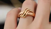 Rekomendasi Cincin Emas 10 Gram Kombinasi Matte &amp; Glossy Mewah, Ini 10 Koleksi yang Wajib Dimiliki