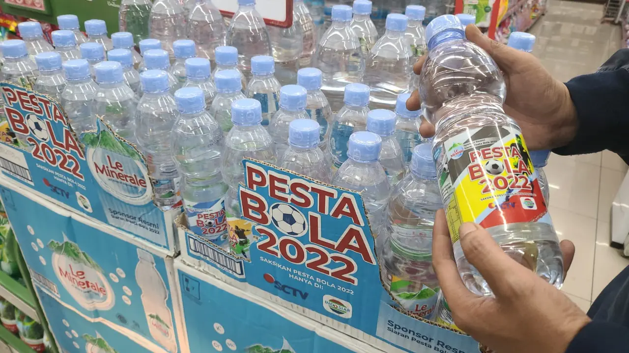 Semarakkan Pesta Bola Dunia 2022 Qatar, Le Minerale Luncurkan Kemasan Khusus