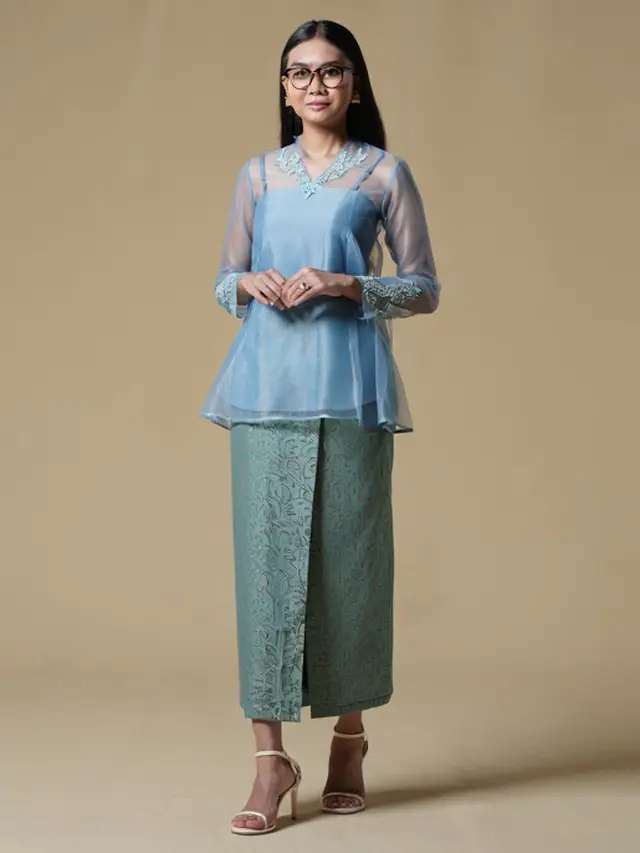 Rekomendasi Model Batik Anti Gerah dan Bikin Stand Out Tanpa Berlebihan/Ilustrasi gambar oleh AI