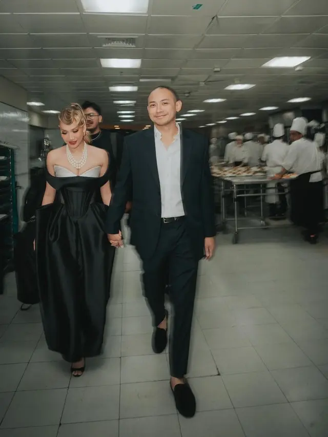 6 Gaya Bucin Serasi Bunga Citra Lestari dan Tiko Aryawardhana yang Selalu Hadiri Event Bersama