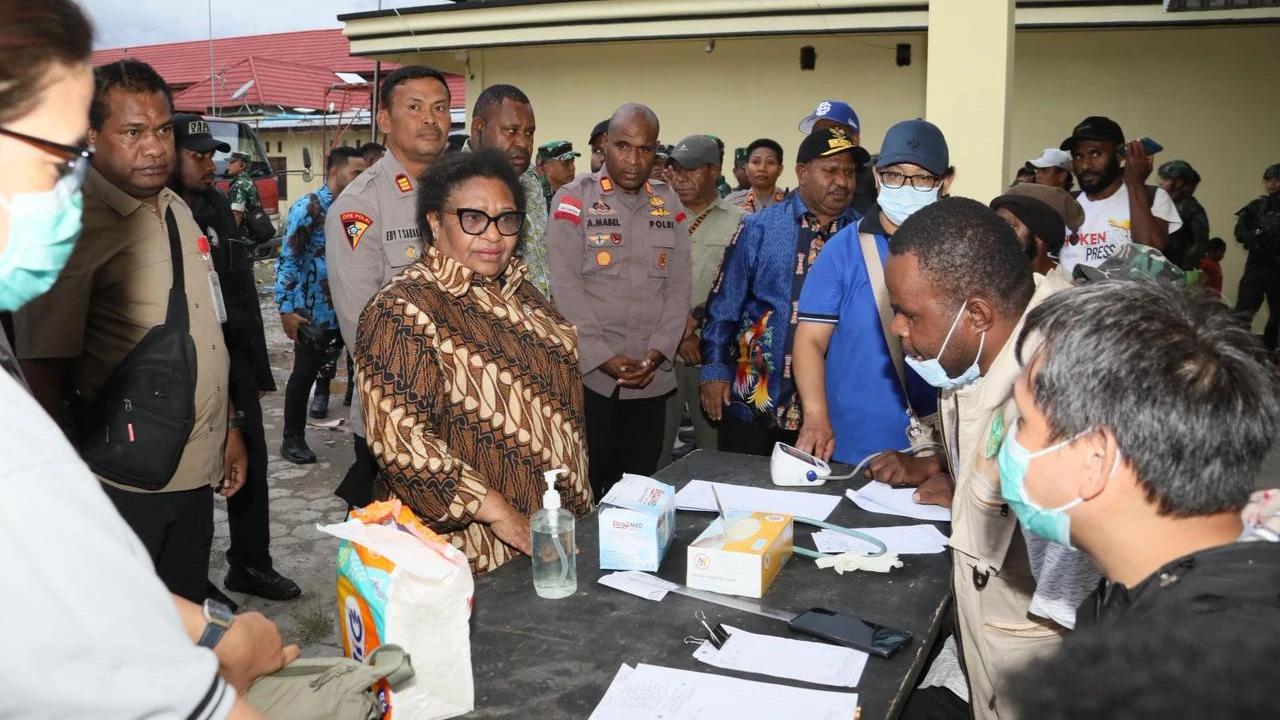 Wamendagri Ribka Pastikan Penanganan Pengungsi Jayawijaya Terkoordinasi