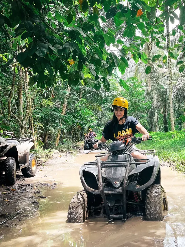 Anya Geraldine Liburan