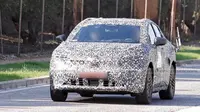 Nissan Leaf 2026 Mulai Dites, Tampil sebagai SUV Coupe Modern