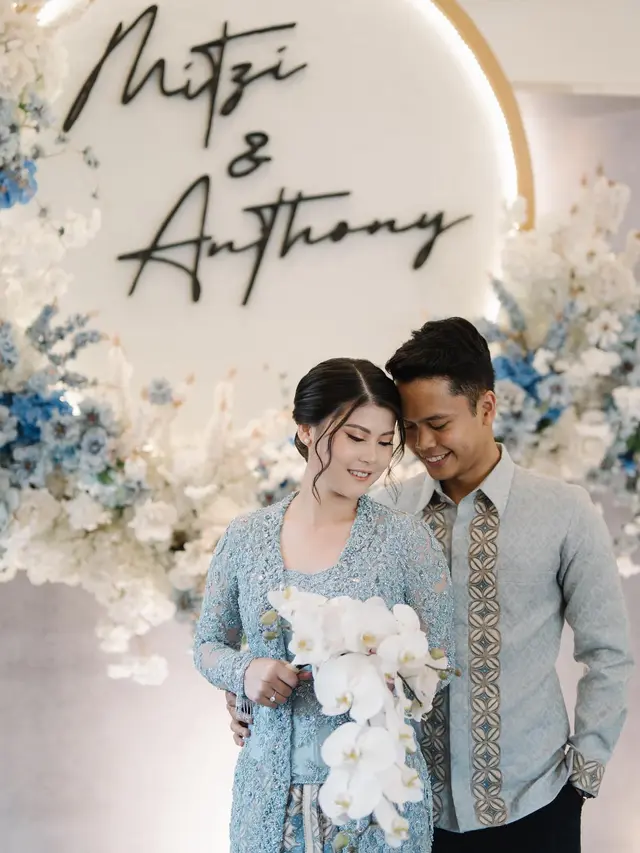 7 Momen Pertunangan Anthony Ginting dan Mitzi Abigail yang Tampil Menawan