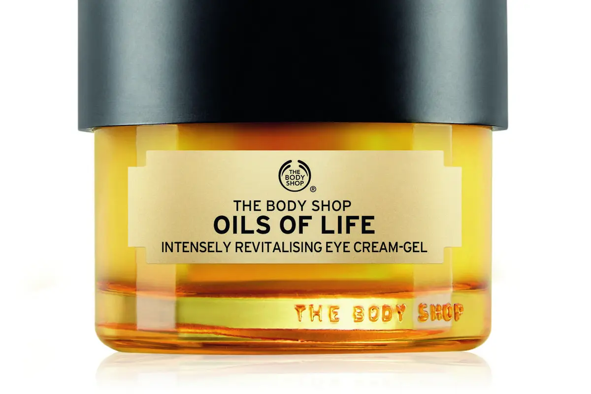 Rawat Area Mata dengan Eye Cream Terbaru Ini