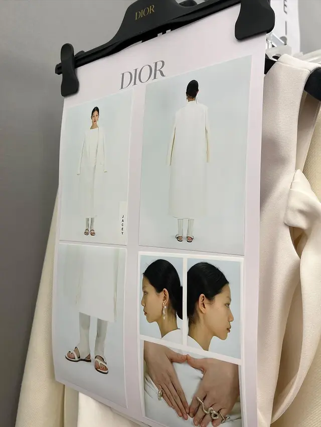 Bikin Bangga, 6 Aksi Model Indonesia Jacey Philana Bawakan Koleksi Dior Couture di Paris Couture Week