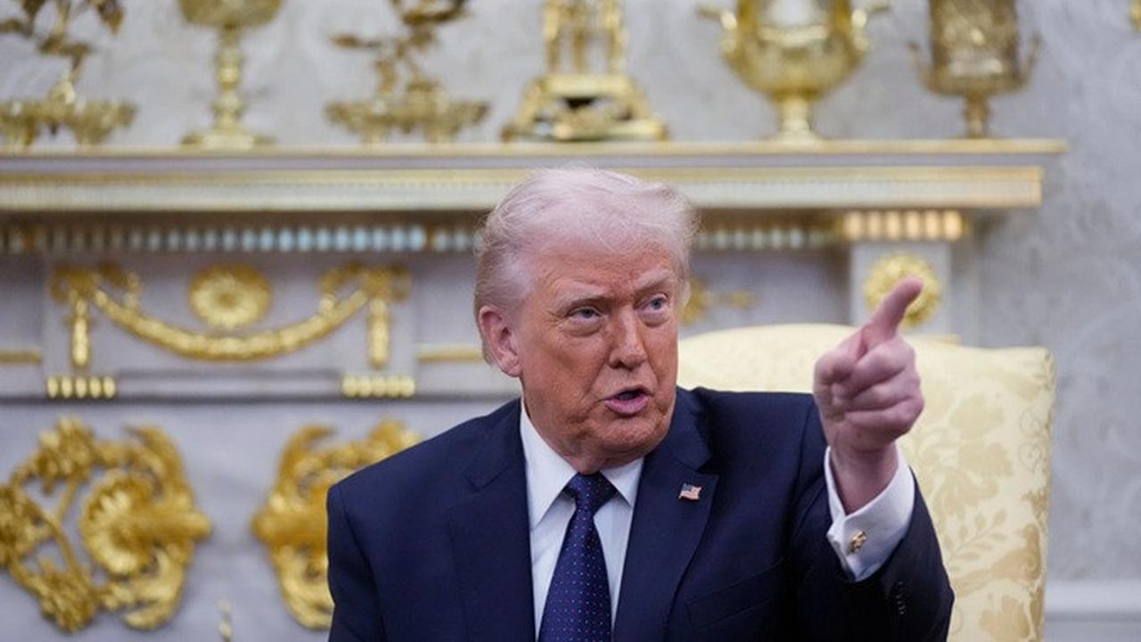 Trump Siapkan Skema Refund Tarif Impor USD 166 Miliar