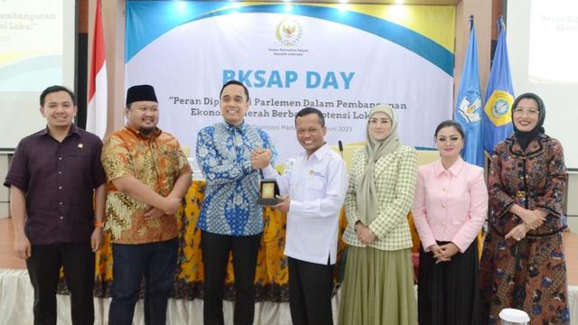 Wakil Ketua Badan Kerja Sama Antar Parlemen (BKSAP) DPR RI, Putu Supadma Rudana.