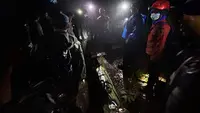 Korban Kedua Pesawat ATR 42-500 Berhasil Dievakuasi dari Jurang Sedalam 350 Meter di Gunung Bulusaraung