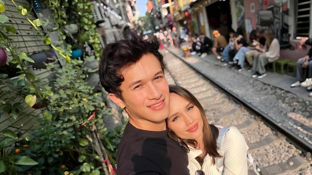 Tak sedikit yang mendoakan Cinta Laura Arys Vasco bisa melangkah ke jenjang yang lebih serius.