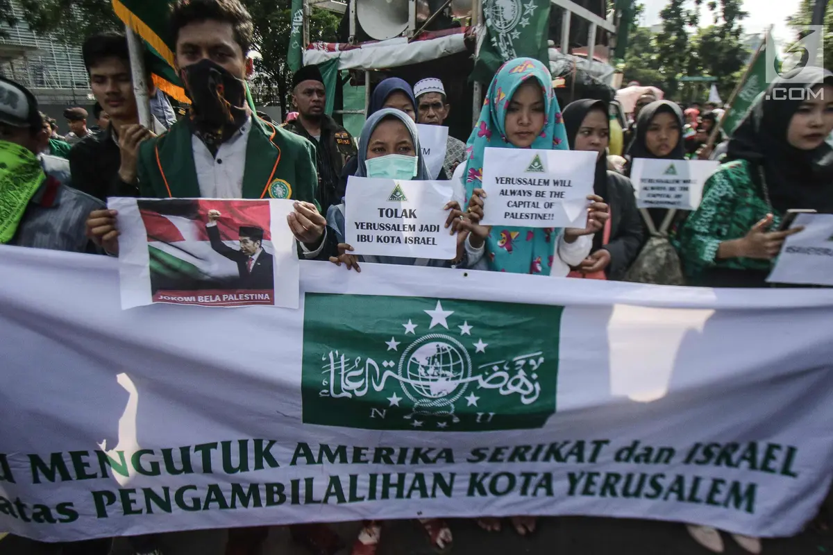 Aksi Unjuk Rasa Depan Kedubes Amerika