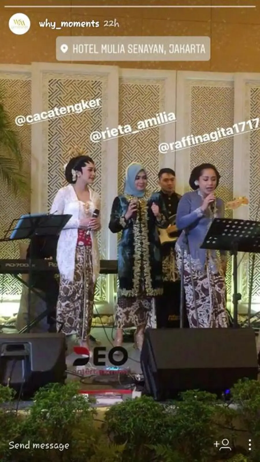 Nagitia Slavina bernyanyi bersama ibunda serta adiknya. (Instagram/why_moments)