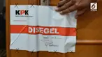 Dalam penggeledahan itu, penyidik menemukan lima keris, satu tombak.