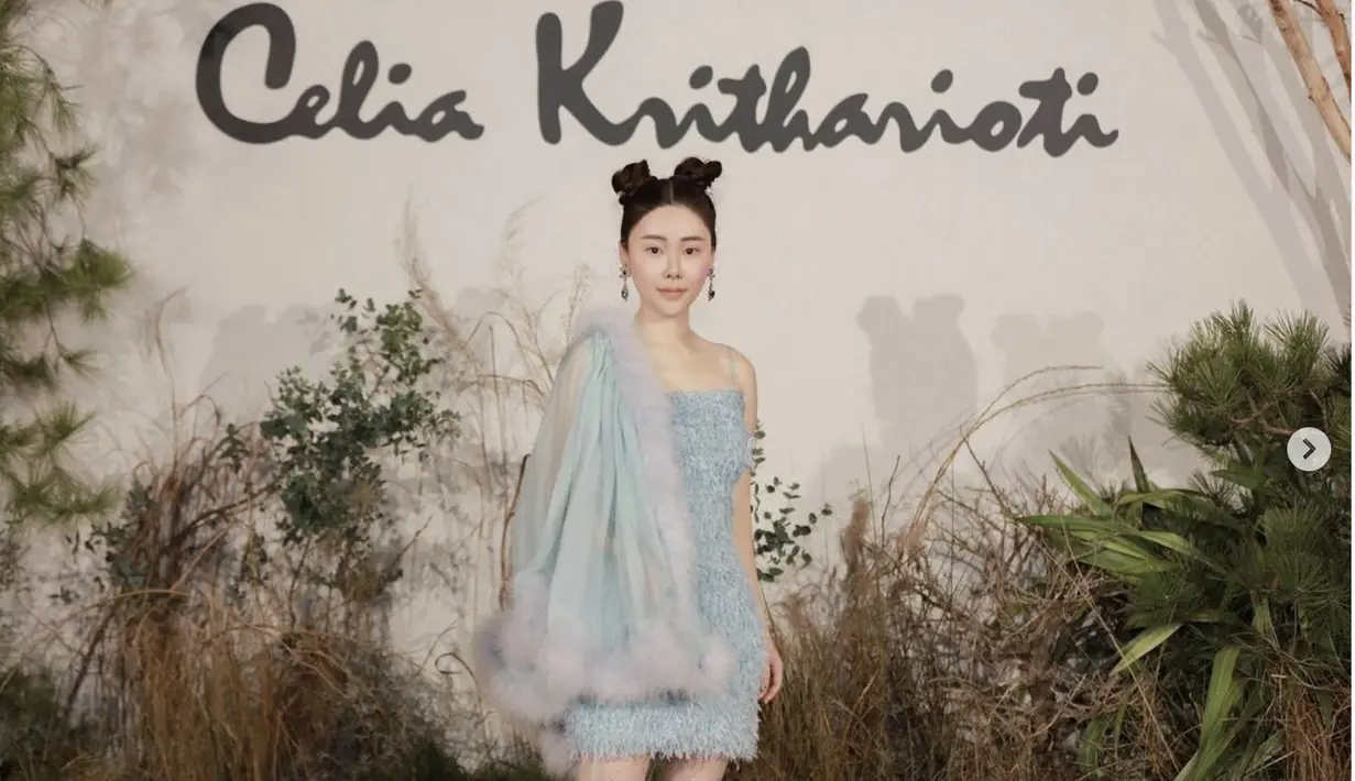 Kini, mantan suami model itu telah ditangkap ketika mencoba melarikan diri melalui transportasi air di sebuah dermaga di Tung Chung, yang terletak di salah satu pulau terpencil, Lantau, dan ditahan. Saudara laki-laki dan orangtua Alex Kwong juga ditahan untuk diinterogasi. [Foto: Instagram/ xxabbyc]