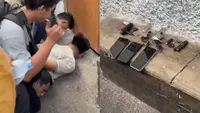 Setelah melakukan pembuntutan, polisi berhasil mengamankan tiga pelaku curanmor. (Foto: Antara)