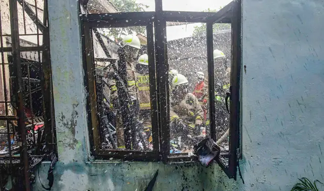 Gudang SDN Srengseng Sawah 04 Terbakar Saat Kegiatan Belajar Mengajar