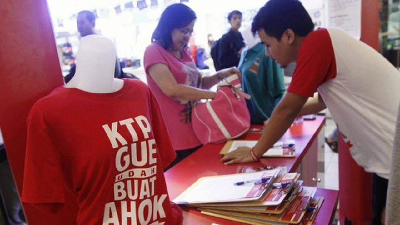 Galang dukungan, Teman Ahok kumpulkan KTP warga DKI