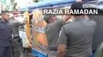 Pemkot Garut merazia warung-warung makan yang buka siang hari. Saat razia dilakukan banyak pengunjung yang kabur meninggalkan makanan mereka