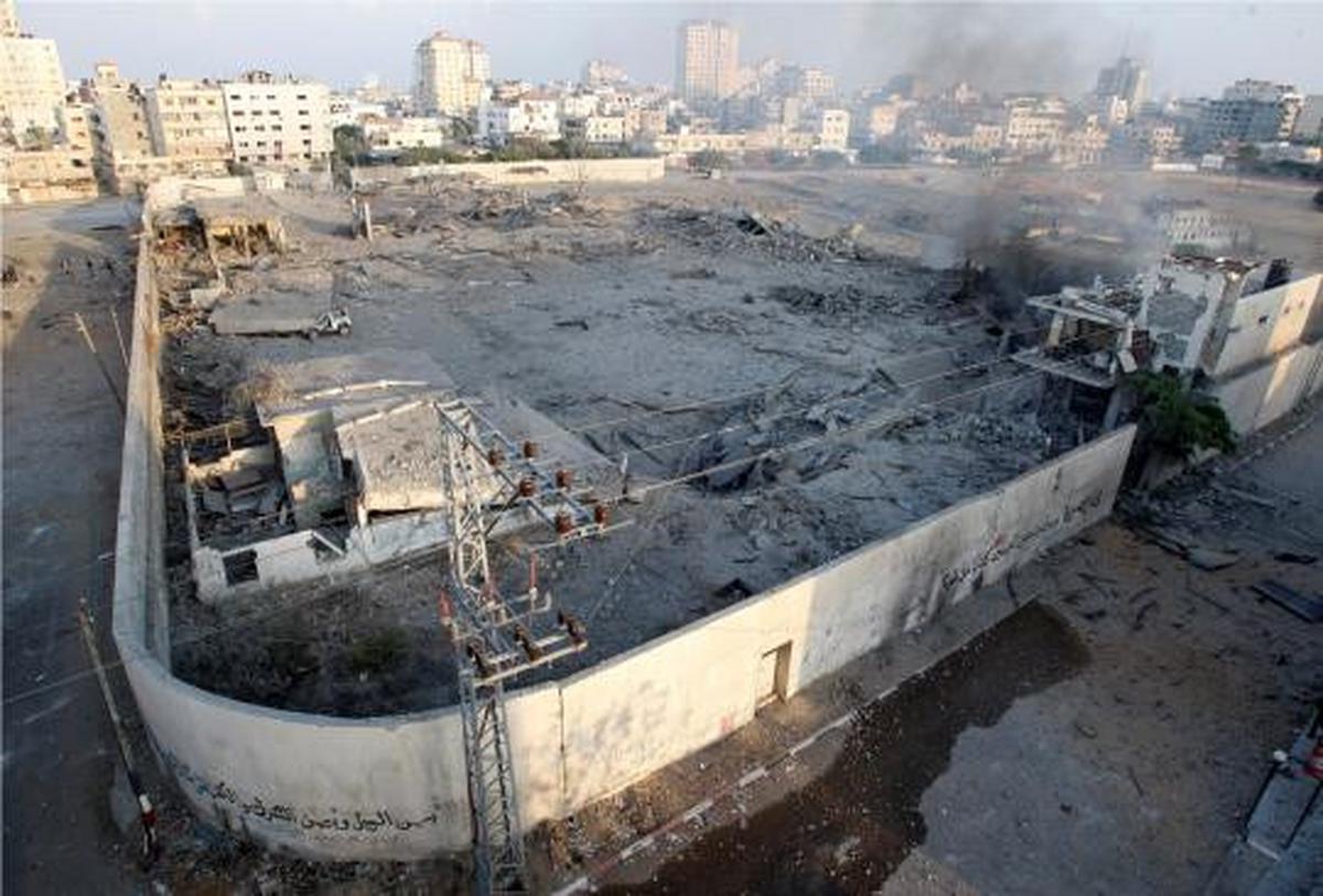 Israel gempur markas keamanan Hamas