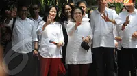 Selain didampingi Jokowi, Megawati juga tampak didampingi oleh putrinya, Puan Maharani dan Prananda Prabowo (Liputan6.com/Herman Zakharia)
