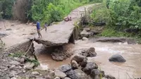 Kondisi jembatan At Enas di Dusun 1, Desa Binafun, Kecamatan Amfoang Tengah, Kabupaten Kupang, NTT (Liputan6.com/Ola Keda)